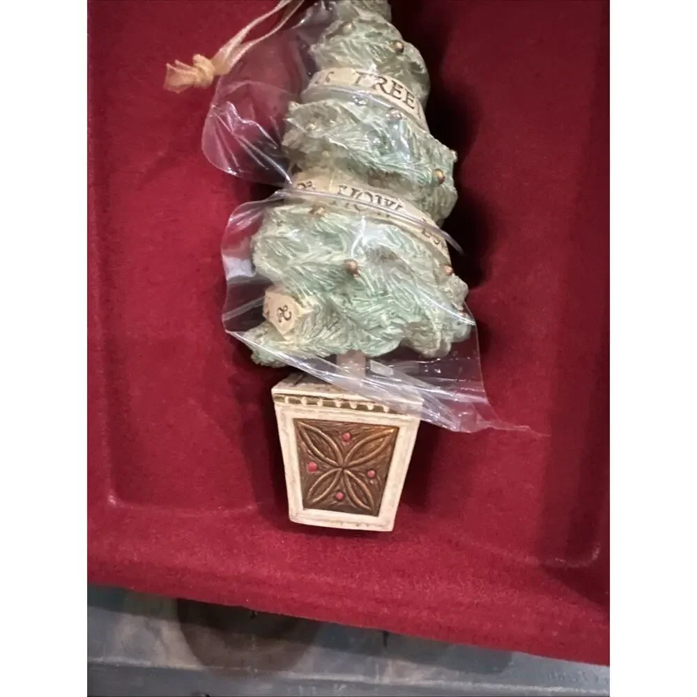 NEW Hallmark O CHRISTMAS TREE Yuletide Harmony Collection Keepsake Ornament 2006